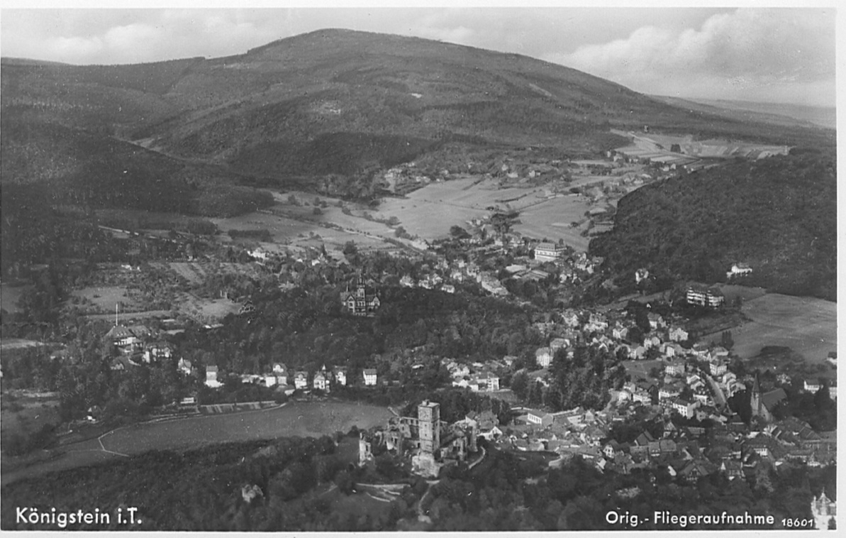 Sanatorium Kohnstamm in Königstein links mit Fahnenstange